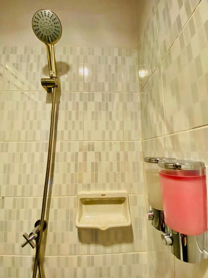 Frutta Hostel Patong ภายนอก รูปภาพ