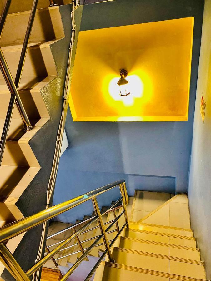 Frutta Hostel Patong ภายนอก รูปภาพ