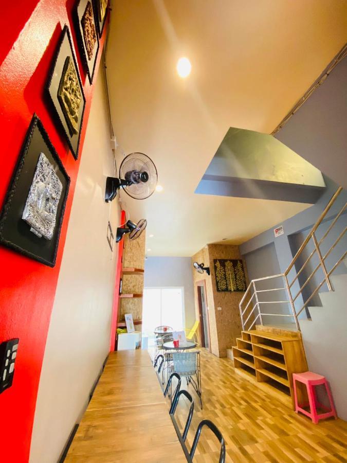 Frutta Hostel Patong ภายนอก รูปภาพ