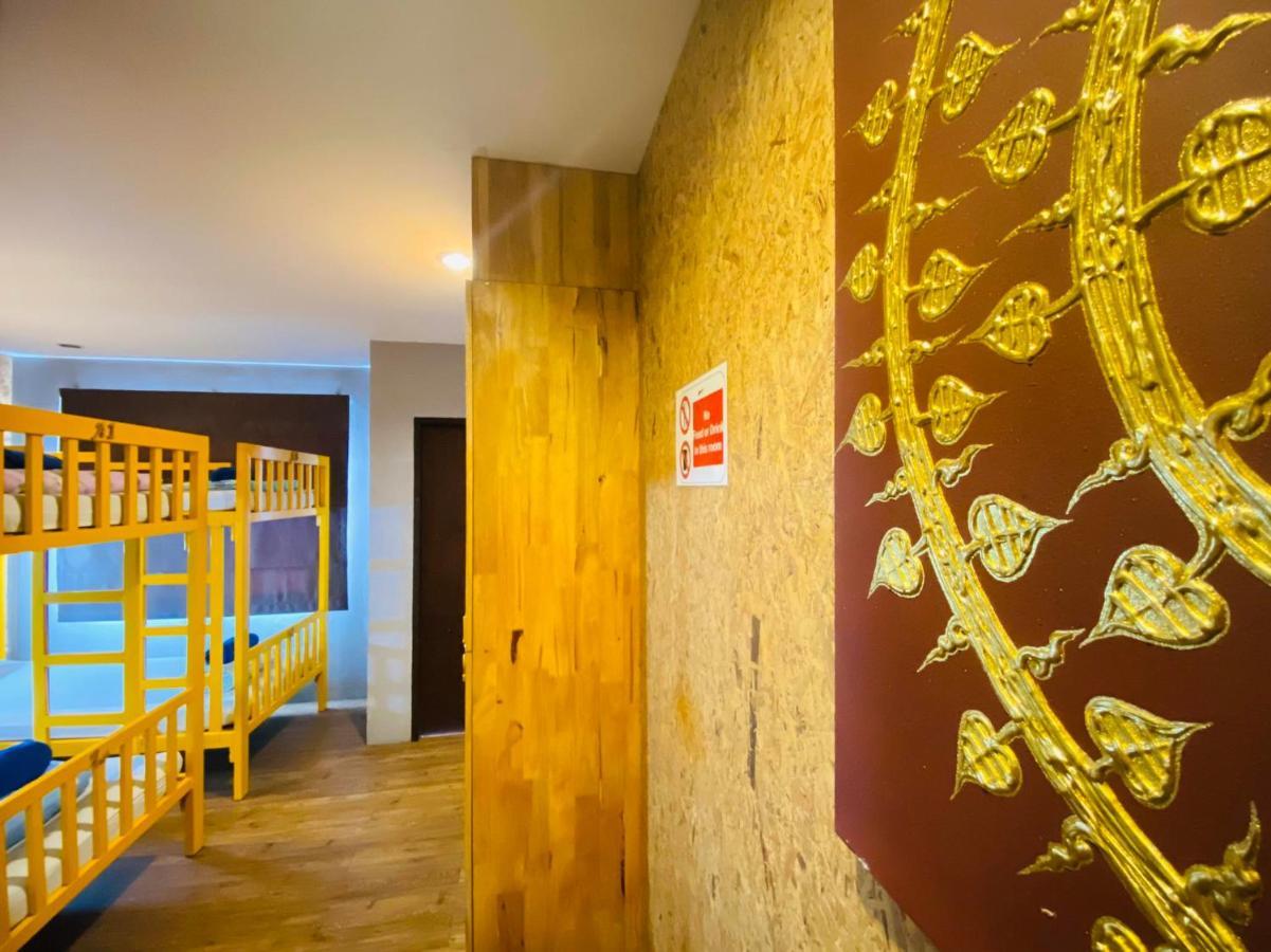 Frutta Hostel Patong ภายนอก รูปภาพ