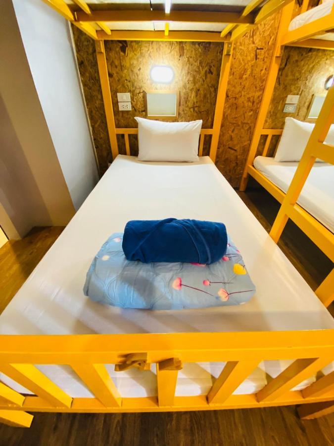 Frutta Hostel Patong ภายนอก รูปภาพ