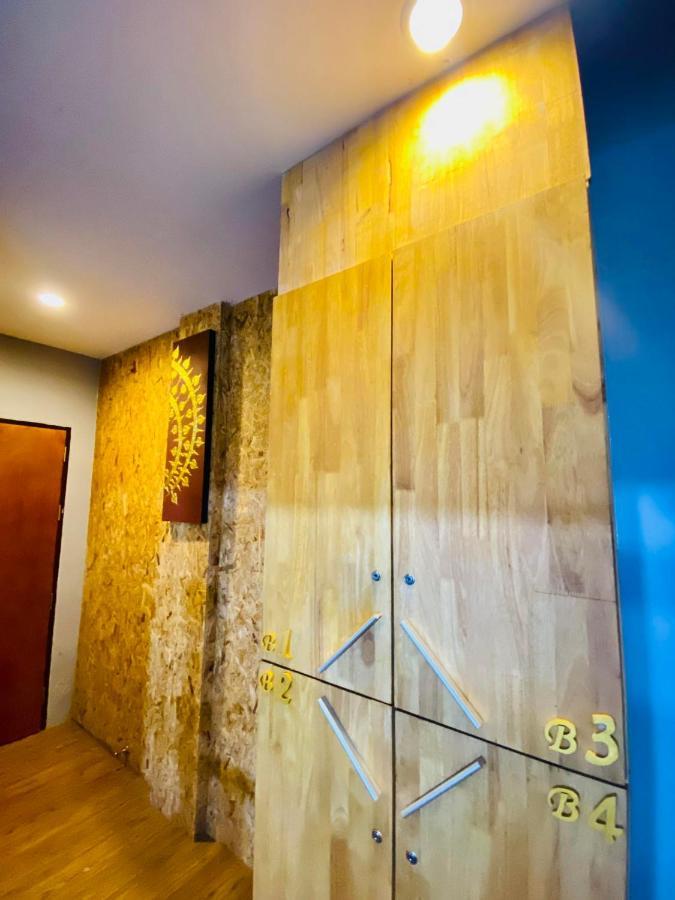 Frutta Hostel Patong ภายนอก รูปภาพ