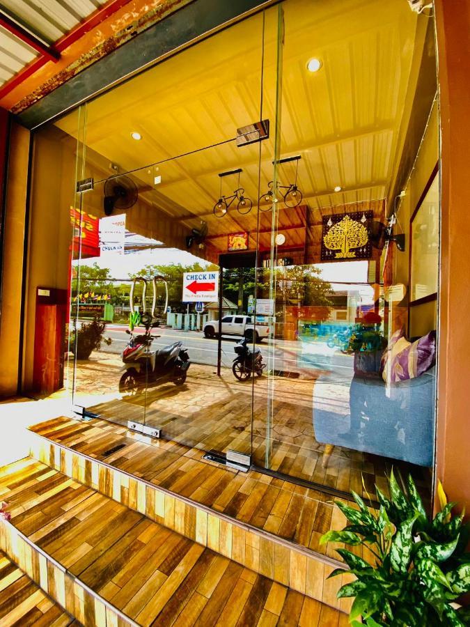 Frutta Hostel Patong ภายนอก รูปภาพ
