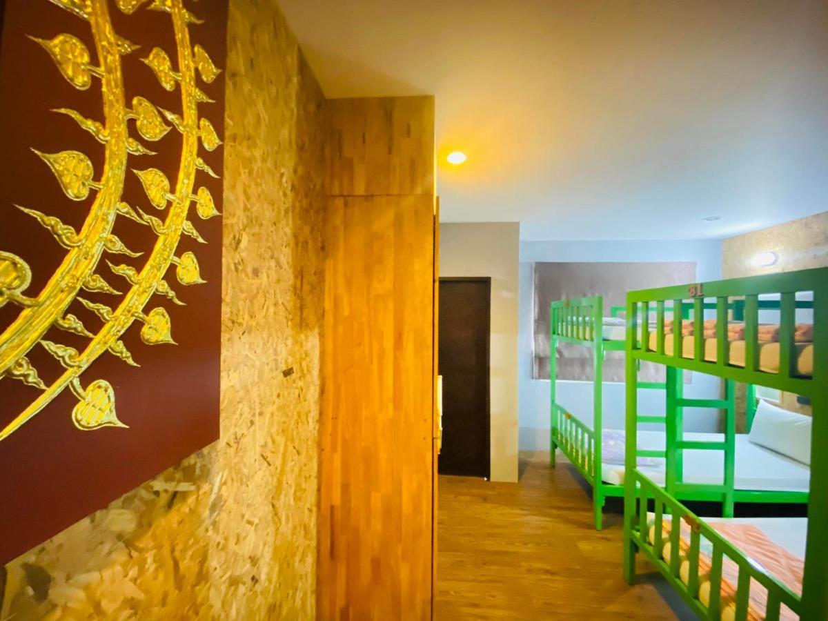 Frutta Hostel Patong ภายนอก รูปภาพ