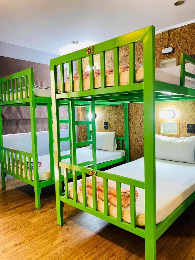 Frutta Hostel Patong ภายนอก รูปภาพ